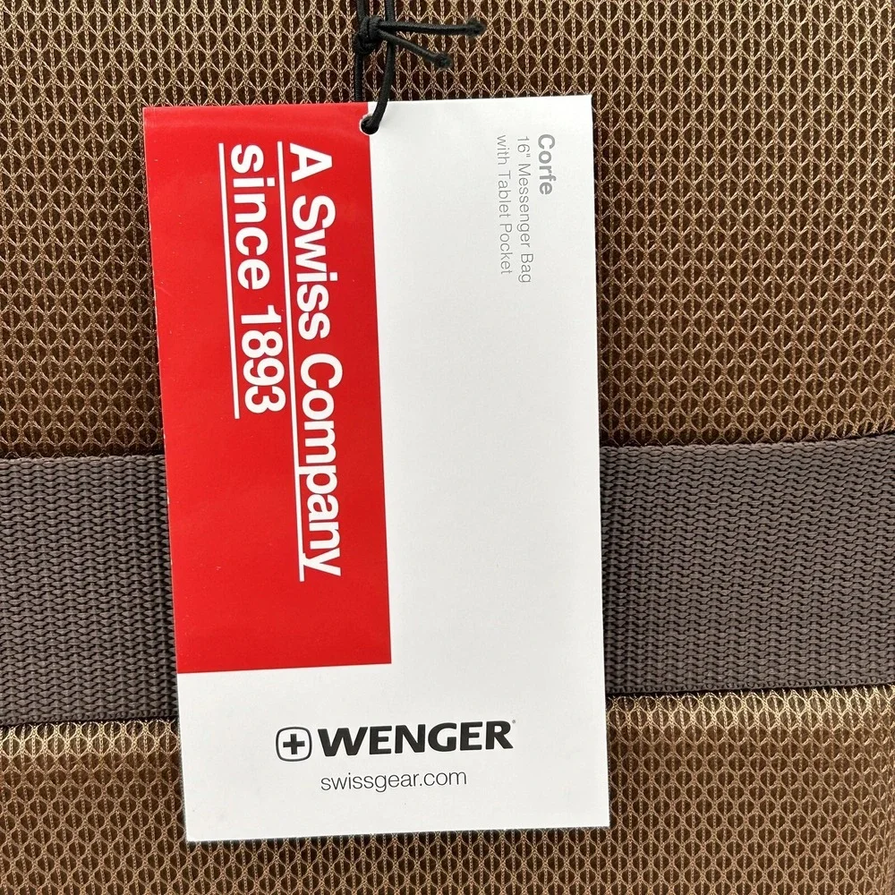 Wenger Water Repelling Waxed Canvas Messenger Shoulder Bag Brown 16in Laptop